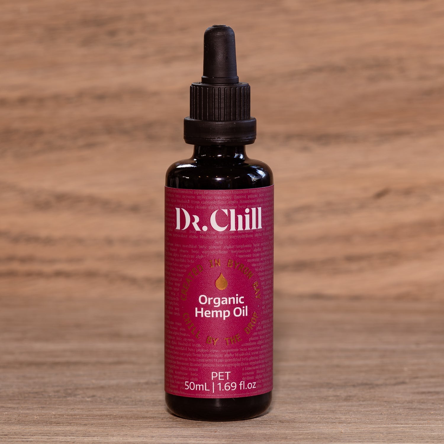Dr.Chill_Dog_in_hemp_field